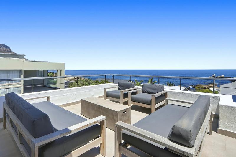 To Let 4 Bedroom Property for Rent in Bakoven Western Cape